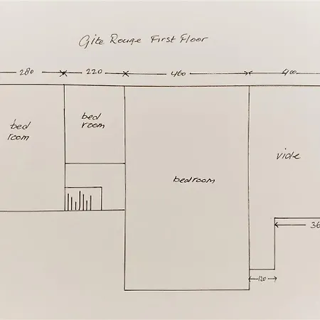 Rouge Holiday home Menil-Vin